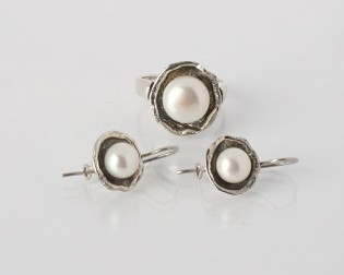 Schmuckset mit weißen Perlen - 925er Silber